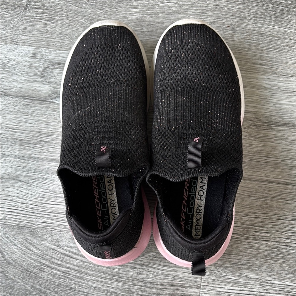 Skechers Black and Pink Slip-On Sneakers